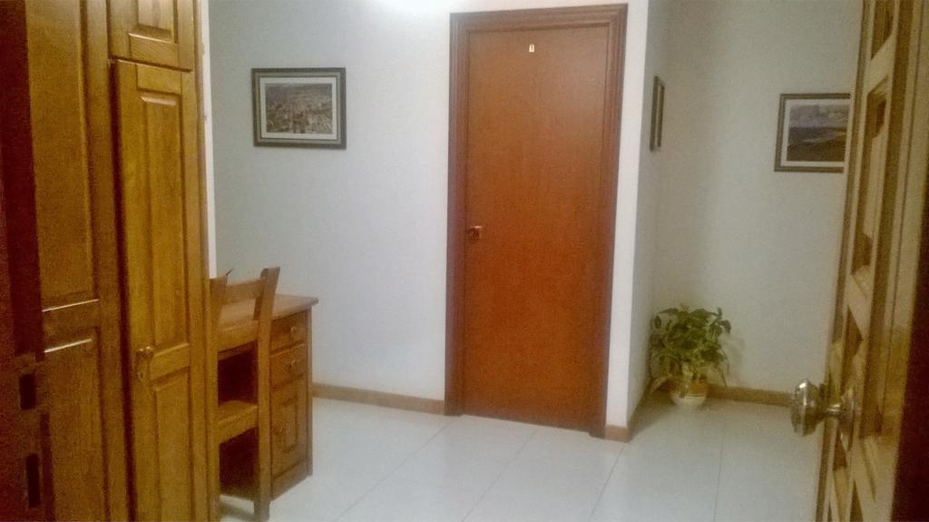 פרול Hostal El Cairo מראה חיצוני תמונה