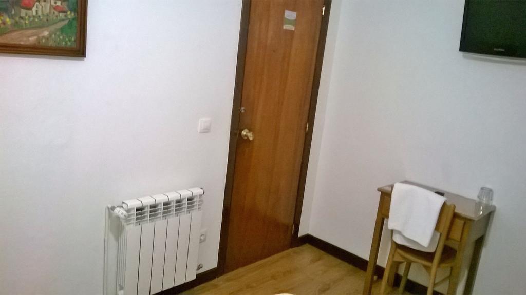 פרול Hostal El Cairo מראה חיצוני תמונה